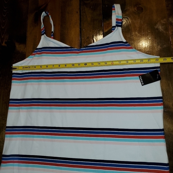 TORRID - white striped spaghetti strap tanktop Size 4, 4X, 26 NEW - Picture 3 of 8